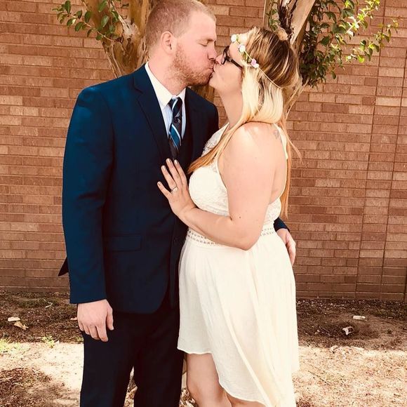 Meet your Posher, Elizabeth - Picture 1 of 1